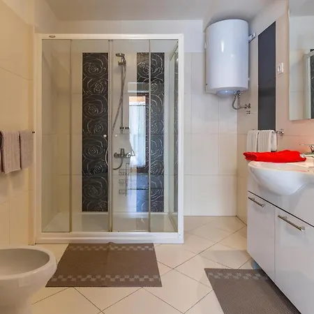 In With Wifi * Μεντουλίν