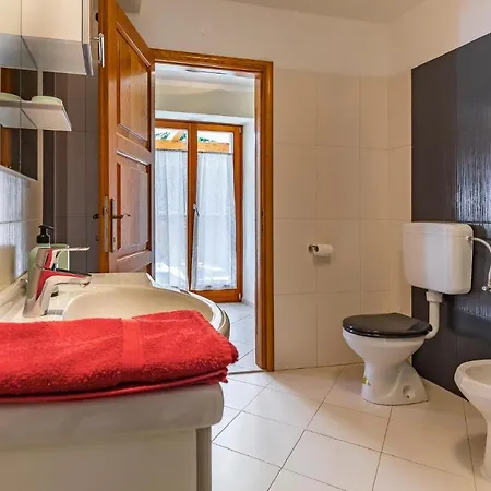 In With Wifi Σπίτι διακοπών