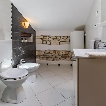 Holiday home Pet Friendly In With Wifi *